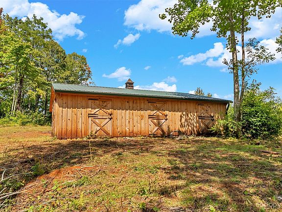 2nd image of 20 Bear Cave Dr #23