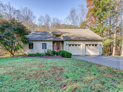 75 Hickory Pl, Hardy, VA, 24101