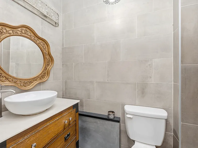 331 W 89th St #2B — Photo 9