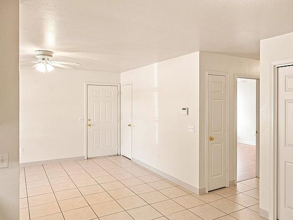 5th image of 108 Anderson Rd