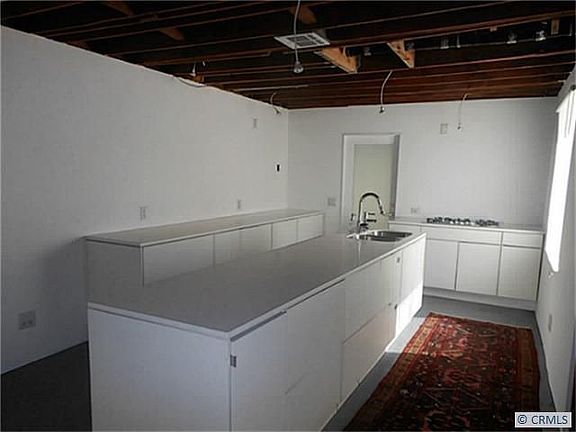 2nd image of 324 Catalina Dr