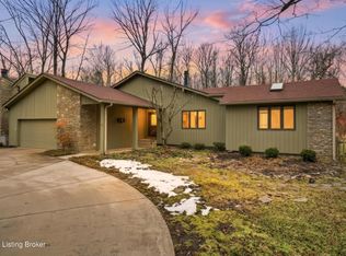 201 Rebel Dr, Pewee Valley, KY 40056