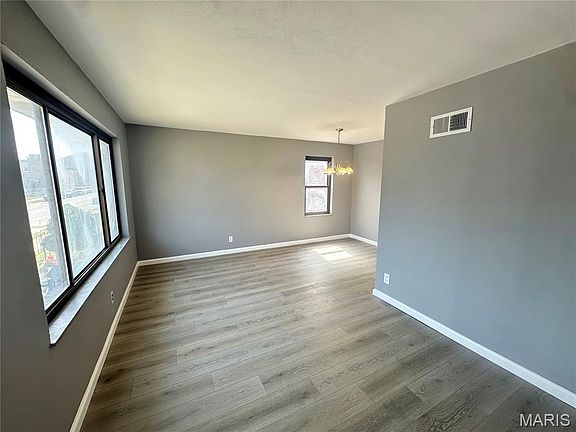 3rd image of 2825 Nebraska Ave