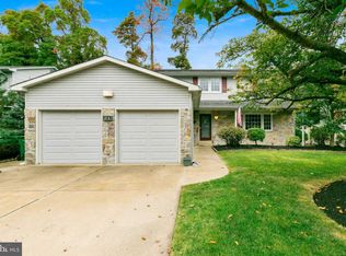 27 S Syracuse Dr, Cherry Hill, NJ 08034