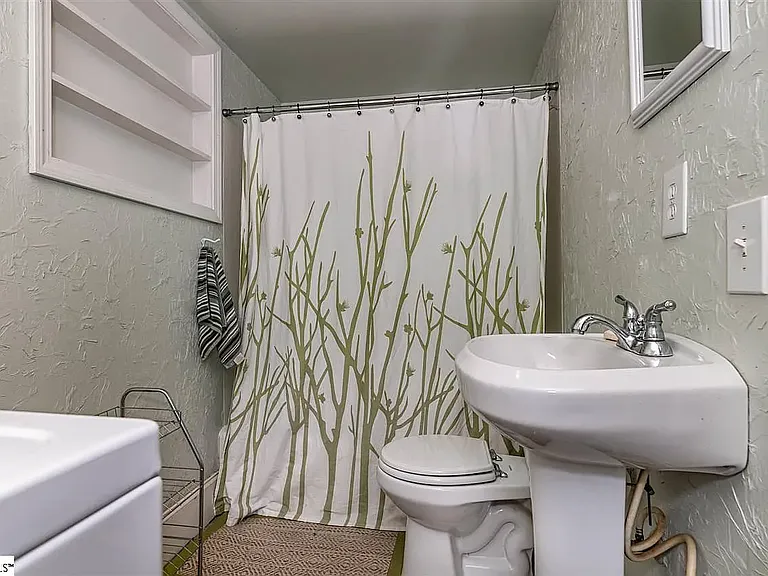 143 Keith Dr — Photo 7