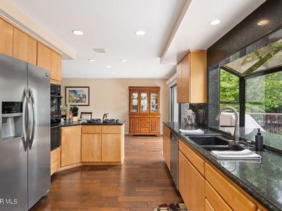 664 Valley Dr, Thousand Oaks, CA, 91362