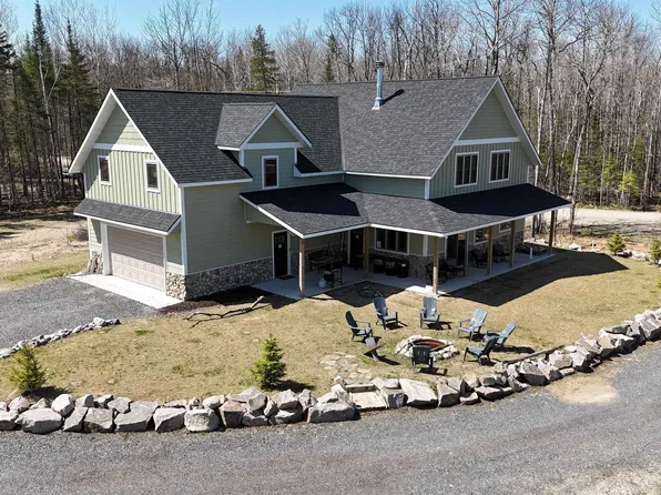 7498 Bay Side Dr, Crane Lake, MN 55725