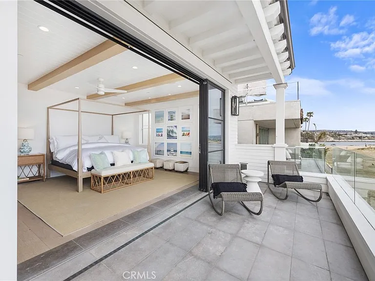 2148 E Oceanfront — Photo 38