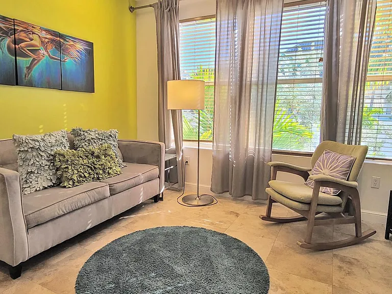 334 Euclid Ave #307 — Photo 4