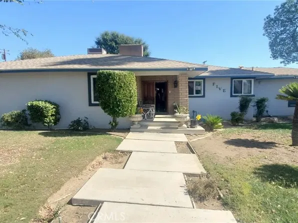 5 Panorama Dr, Bakersfield, CA 93305