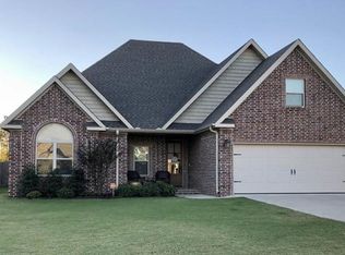 825 Oriole Ct, Jonesboro, AR 72405