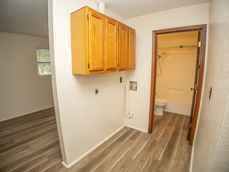 115 Traci Dr #11 — Photo 4