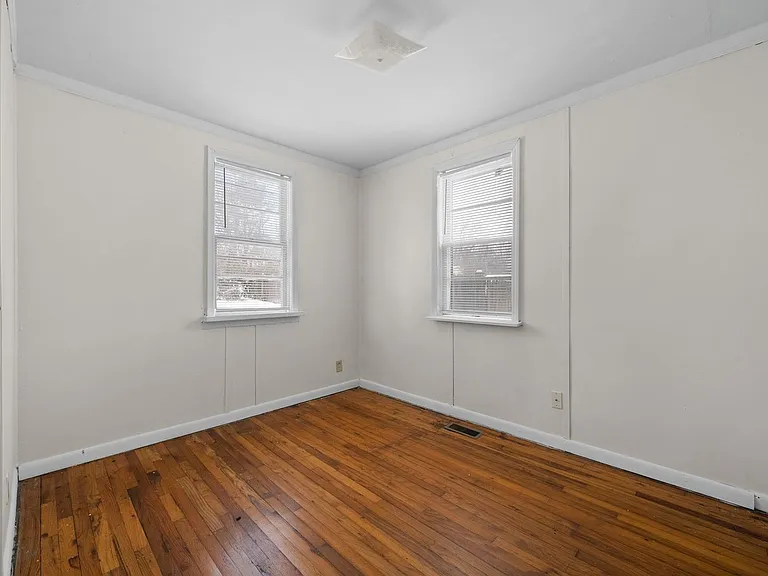 3 Garth Dr — Photo 15