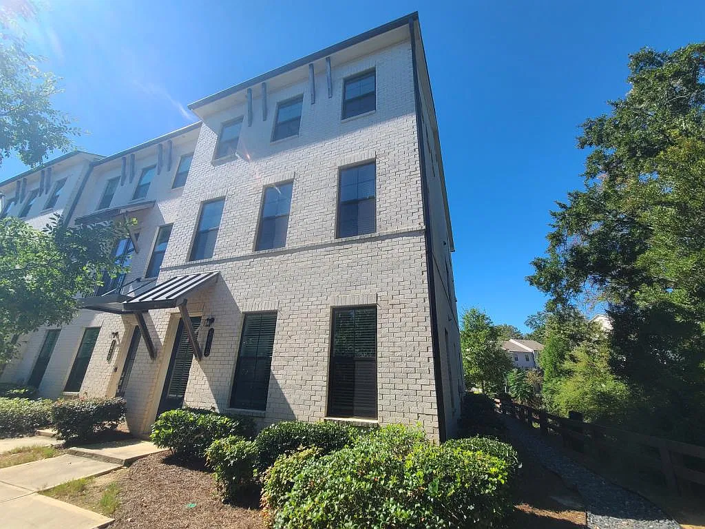 3005 Poppy Ln — Photo 3