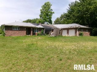 102 Mallard Ln, East Peoria, IL 61611
