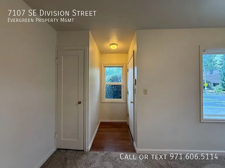 7107 SE Division St — Photo 4