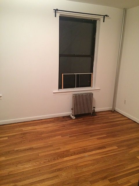 1st image of 2143 27th St #4D