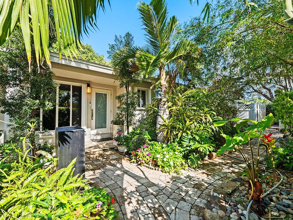 1st image of 1617 Poinsettia Drive