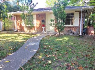 7429 Maple St, New Orleans, LA 70118