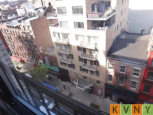 Rented by KVNY Soho | media 23