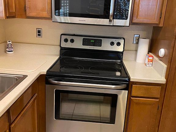 5th image of 9551 W CAROL Avenue