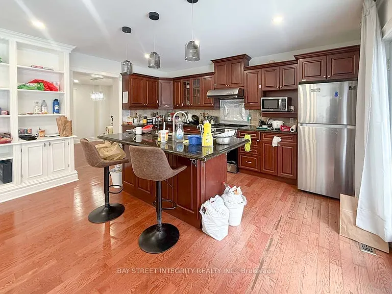 275 Estelle Ave #A — Photo 8