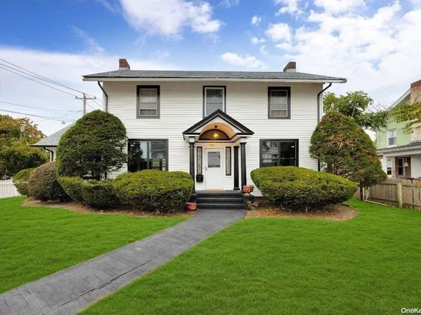 275 S Ocean Avenue, Patchogue, NY 11772