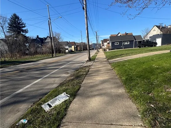 3741 E 71st St, Cleveland, OH 44105