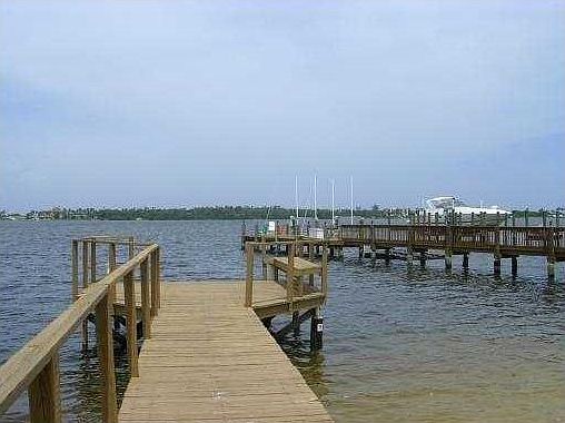 2nd image of 605 Lakeside Hbr