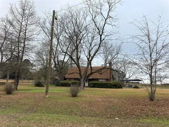 349 Garrett And McGill Dr, Poplarville, MS 39470