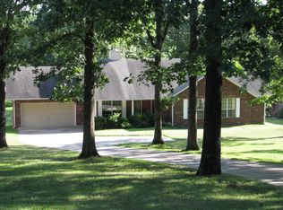 1630 Dilar Dr, Grove, OK 74344