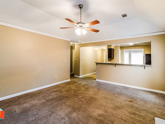 4th image of 2264 Lake Springs Ln