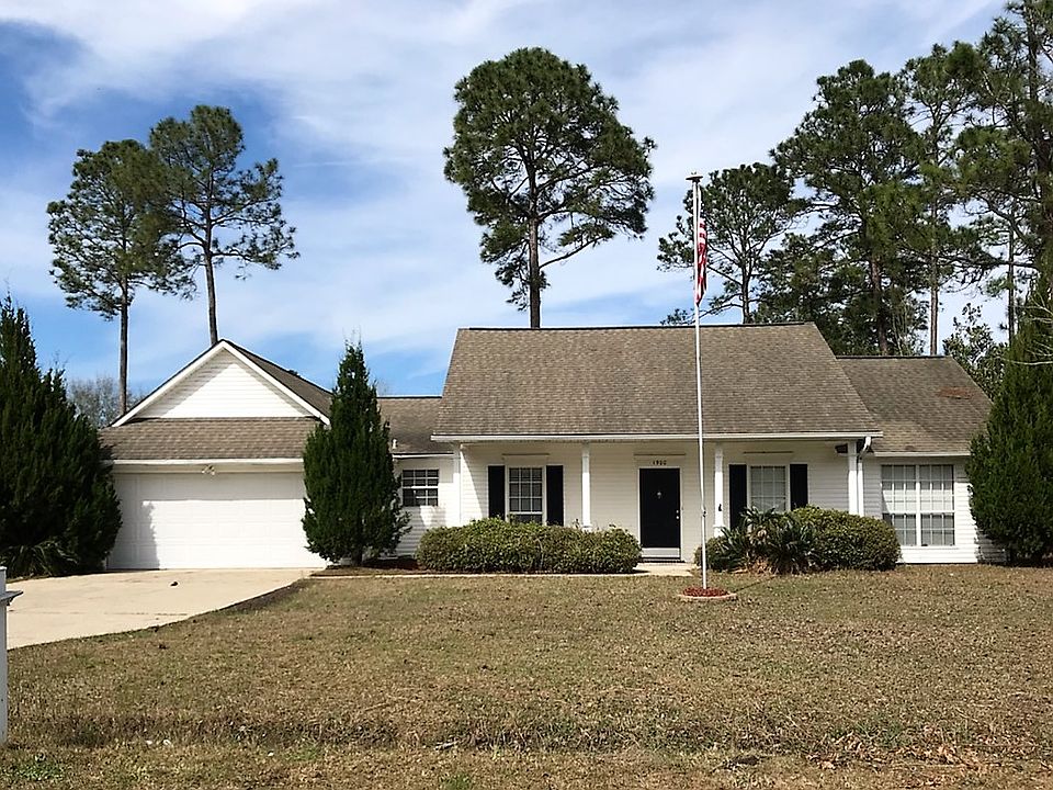 1st image of 1900 Woodville Ln
