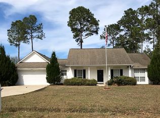 1900 Woodville Ln, Gautier, MS 39553