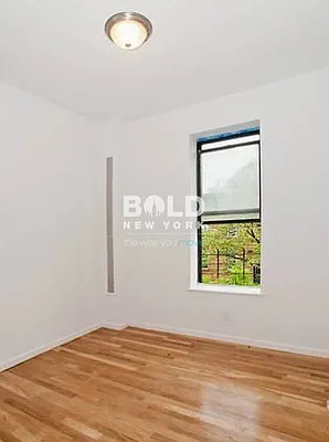 Rented by Bold New York | media 13