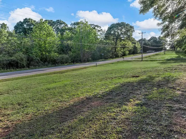 366 W Church St, Cowpens, SC 29330