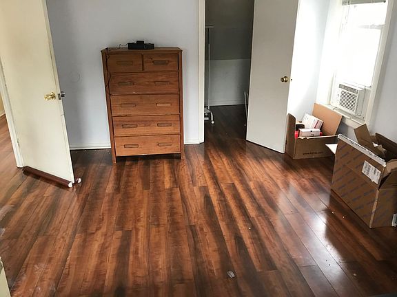 2nd image of 226 Plainfield Ave