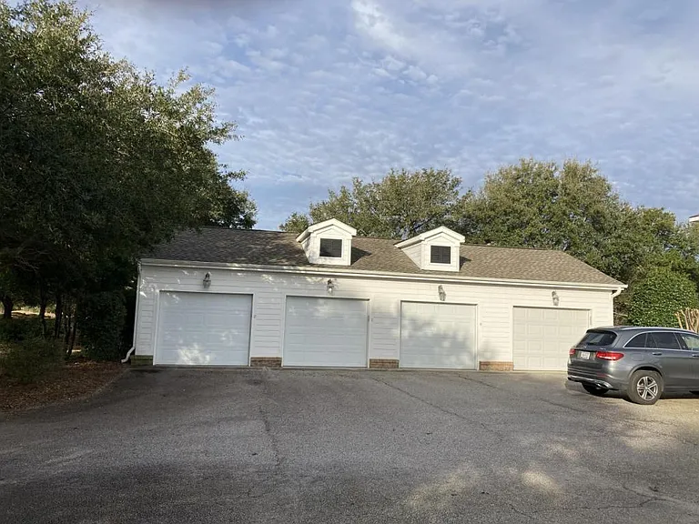 3203 Middlecoff Ln #C — Photo 20