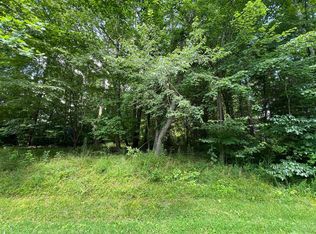 461 & 462 Parkview Shores Dr, Scottsville, KY 42164