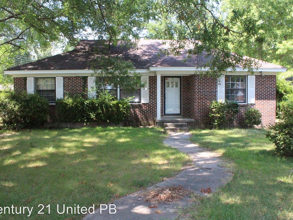 1st image of 1717 W 37th Ave