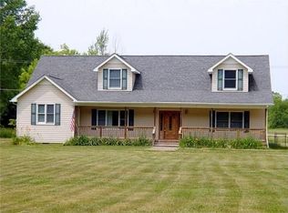 2445 Botsford Rd, Howell, MI 48855