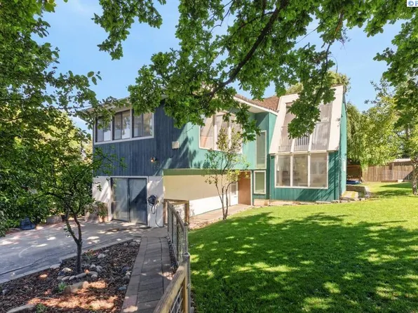 120 SE Derby St, Pullman, WA 99163