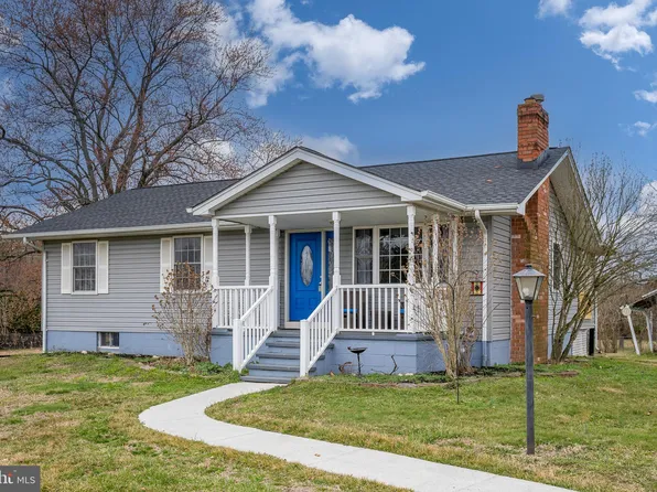 204 Caisson Rd, Fredericksburg, VA 22405