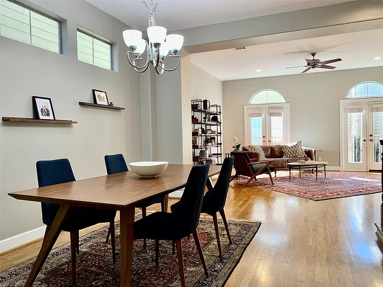 542 Bomar St — Photo 8