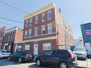 125-129 Arlington St, Chelsea, MA 02150