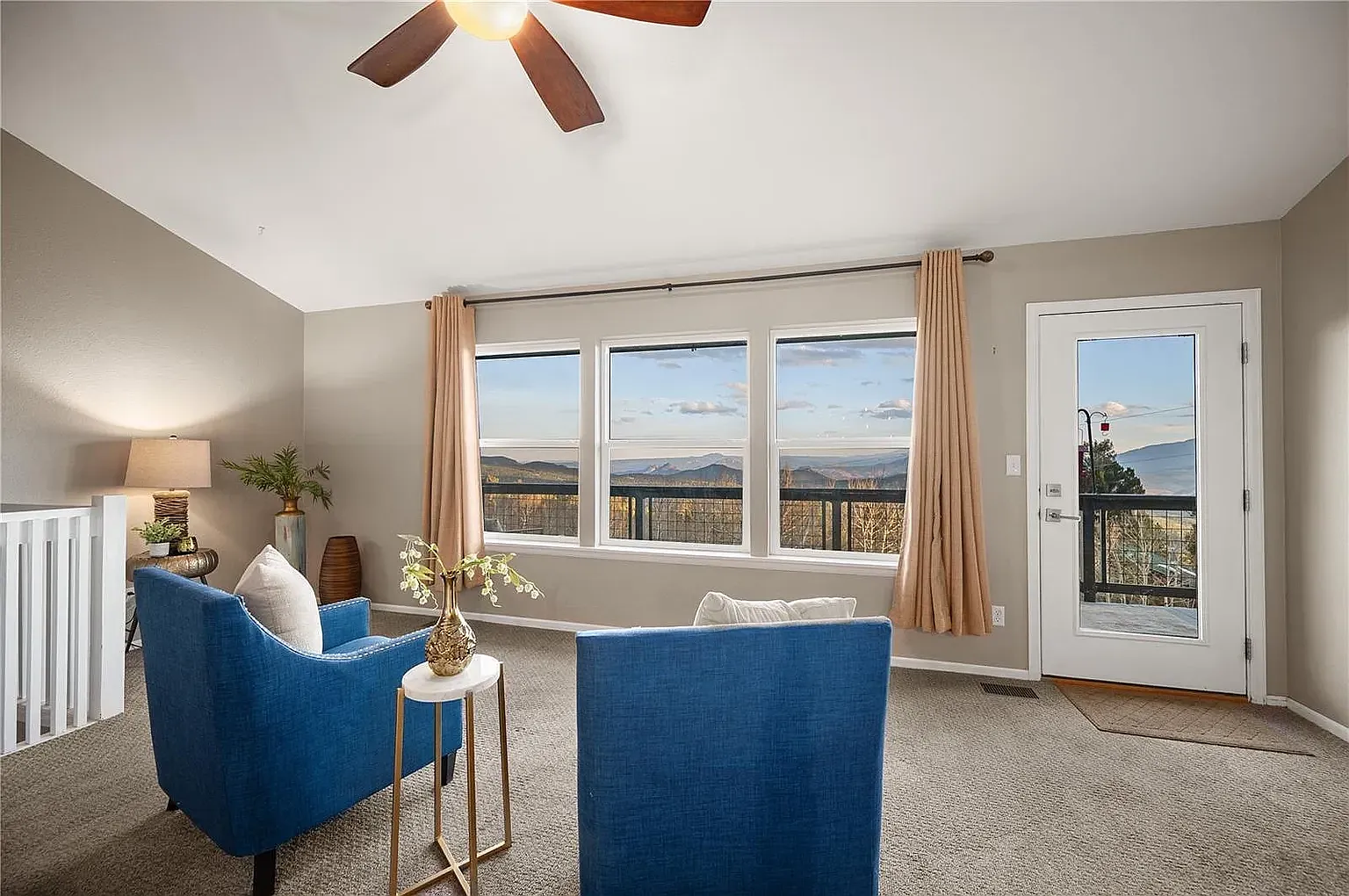 3 bed, 2.5 bath, 2192 sqft, $3,800 — Photo 4