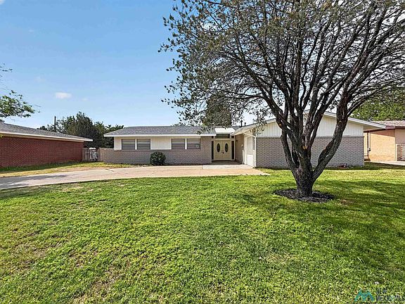 2nd image of 608 E Mescalero Rd
