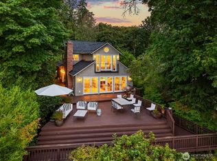 11570 Logg Rd NE, Bainbridge Island, WA 98110