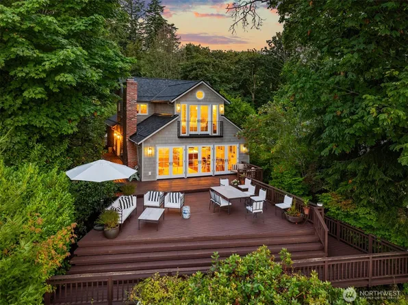 11570 Logg Road NE, Bainbridge Island, WA 98110
