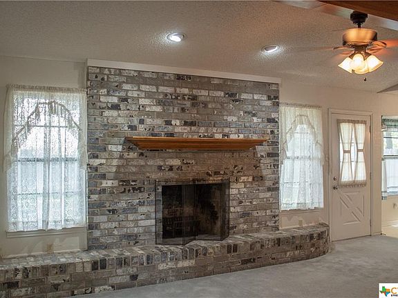 5th image of 1805 Sagebrush Dr